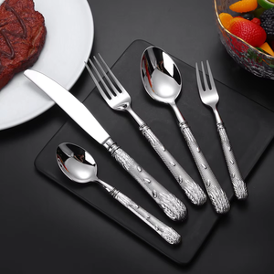 Cuchillo, Tenedor y Cuchara Originales de Acero Inoxidable 18/10, Diseño Contemporáneo, Regalo Empresarial, Hotel, Restaurante Occidental, Alta Gama - Product Image 2