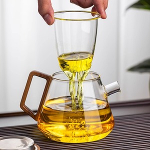 Tetera de vidrio Moritaka Faction de 1.8L con tapa, juego de té resistente al calor para uso en fiestas en casa - Product Image 3