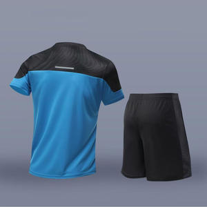 YIYI 2025 nuova moda t-shirt da <span class=keywords><strong>uomo</strong></span> tuta sportiva asciugatura rapida alta elastica tuta <span class=keywords><strong>Fitness</strong></span> da <span class=keywords><strong>uomo</strong></span> ampia e comoda tuta Casual da <span class=keywords><strong>uomo</strong></span> - Product Image 4