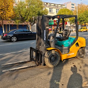 Montacargas Usados de Alto Rendimiento Komatsu 3T, Montacargas Diésel con Componentes Originales Japoneses, Maquinaria de Construcción - Product Image 2