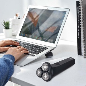 เครื่องโกนหนวดไฟฟ้า WinningStar แบบ 3 หัว ชาร์จด้วย Type-C กันน้ำ IPX7 สำหรับผู้ชาย - Product Image 3