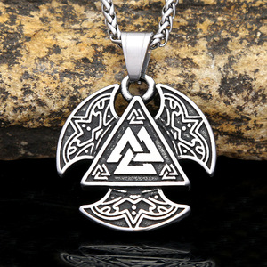 Yunnique Collar con colgante de acero inoxidable Viking Pirate, diseño geométrico, regalo de joyería para hombre - Product Image 1