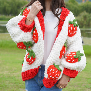 Yarncrafts 공상 연약한 폴리에스테 큰 반복 뜨개질을 하는 담요를 위한 다색 실 반복 니트 털실 - Product Image 5