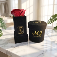 Boîtes cadeaux rondes et carrées en carton recyclé avec logo personnalisé et impression UV pour la Saint-Valentin
