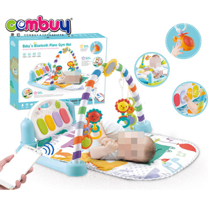 Tapis d'éveil musical pour bébé avec piano à pédales et jouets de projection télécommandés - Product Image 1