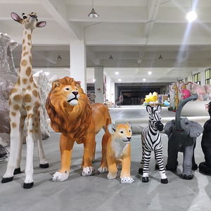 รูปปั้นยีราฟขนาดเท่าตัวจริงสั่งทำพิเศษ  พร้อมอุปกรณ์ประกอบฉากช้างขนาดใหญ่ทำจากไฟเบอร์กลาส สำหรับงานธีมซาฟารี - Product Image 2