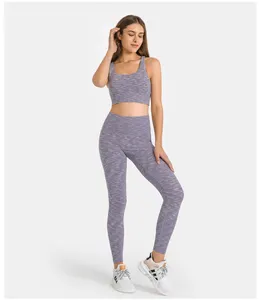 2022 leggings da allenamento personalizzati set da yoga con spalline incrociate sul retro crop top e leggings scrunch butt per le donne set