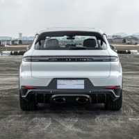 Pour Porsche Cayenne 25ème Anniversaire, Kit Carrosserie TurboGT Amélioré, Échappement Central en Fibre de Carbone, Compatible avec les Modèles Cayenne 24-26