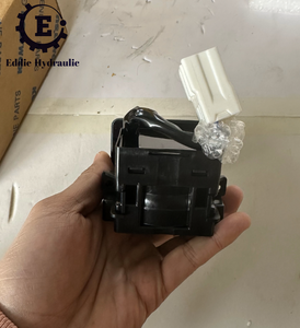 Bouwmachines Onderdelen <span class=keywords><strong>Komatsu</strong></span> 3eb-14-55100 Heftruck Handvat Voor Fd 25T Fd 30T Fd 35T Vorkheftrucks - Product Image 2