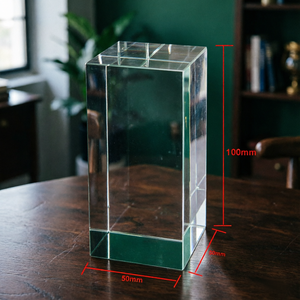 Cubo di Cristallo K9 Personalizzabile con Incisione Laser 3D, Blocco di Vetro Luminoso Economico Pronto per la Spedizione - Product Image 2