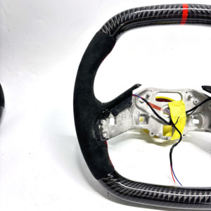 Volante Personalizzato in Pelle Alcantara <span class=keywords><strong>Nera</strong></span> e Fibra di Carbonio per Chevrolet <span class=keywords><strong>Corvette</strong></span> C8 - Product Image 6