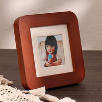 Bingkai Foto Kayu Persegi Sudut Bulat 5x5cm, Bingkai Gambar untuk Meja dan Dinding, 4 Warna Walnut Hitam Putih Oak, Ukuran Kustom