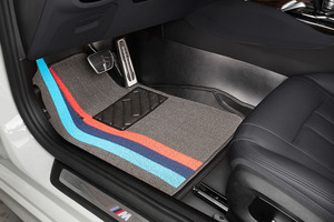 Tapetes de Piso Premium para Todo Clima para Audi Q2L E-tron, Tapetes de TPE con Ajuste OEM Personalizado - Protección Resistente para el <span class=keywords><strong>Interior</strong></span> del Vehículo - Product Image 6