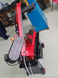 Sega a Nastro Portatile G4018, Angolo 0-45°, Tensione Manuale, Semi-Automatica, per Taglio Industriale di Metalli in Officina - Product Image 4