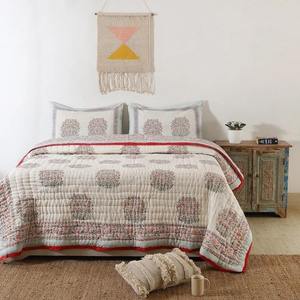 Couette Jaipuri en coton biologique de haute qualité, imprimé ethnique, fait main, pour la décoration intérieure - Product Image 4