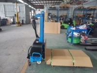 Haute qualité 500kg 700kg 1000kg capacité d'empileur à charge automatique 1800mm hauteur fourgonnettes semi-électriques camions déchargement bonne aide