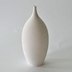 JIA SHUN Moderne mat blanc ondulation rainure chinois en céramique vase à fleurs pour la décoration intérieure - Product Image 2