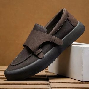 Nouvelles chaussures <span class=keywords><strong>bateau</strong></span> pour hommes style britannique 2025, respirantes, en PU, à motif uni, pour l'été, tendance, décontractées, pour jeunes - Product Image 5