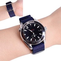 Bracelet de montre intelligente de luxe en toile de nylon respirante, rayé, côtelé, tissé, avec fermoir pliant, tailles personnalisées 16/18/20/22 mm