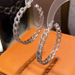 Pendientes de Aro Charme de Lujo, Chapados en Oro Blanco, Plata 925, Cristal, Diamantes de Imitación, Diseño Geométrico con Microincrustaciones, Unisex, para Uso Diario - Product Image 5