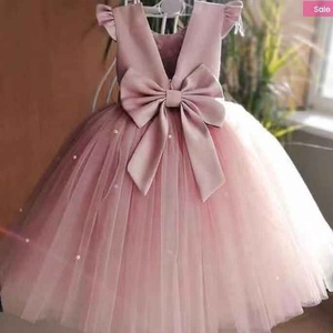 Vestido largo para niñas pequeñas con <span class=keywords><strong>tren</strong></span> Blanco Hermosos vestidos de flores para niñas - Product Image 2