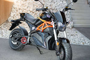 Moto électrique <span class=keywords><strong>Elyx</strong></span> Smart Off Road COC 99KM/H Batterie Li Moto électrique 8000w Motos de course - Product Image 3