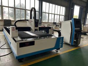 3015 <span class=keywords><strong>CNC</strong></span> sợi Laser kim loại máy cắt 6000 Wát chất lượng tốt Laser Cutter tấm kim loại - Product Image 2