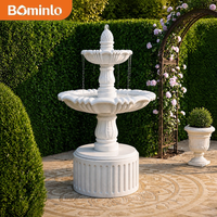 Fontaine de jardin en marbre blanc à 3 niveaux avec finition ananas sculptée à la main, pour décoration extérieure d'hôtels, villas et cours.
