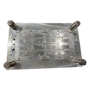 Fabricante de moldes Modelo prototipo de procesamiento CNC Piezas automotrices Piezas de productos electrónicos Componentes mecánicos Fabricación de moldes de mecanizado - Product Image 3