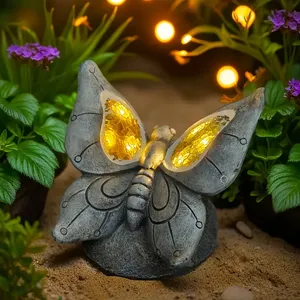Decoración de Jardín Encantado con Luz Solar, Arte Animal Pintado a Mano, Mariposa de Resina Luminosa para Exteriores, Adorno para Patio y Jardín de Rocas - Product Image 4