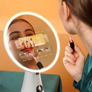 Tecnologia sullo specchio di bellezza Smart Touchscreen in piedi specchio per il trucco con varietà di tipi di spina per uso in tutto il mondo - Product Image 4