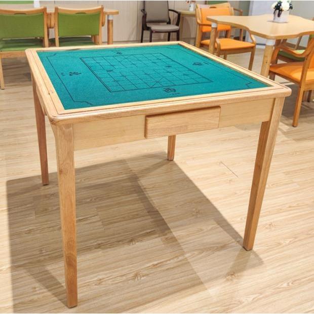 Table d'échecs et de cartes sans couvercle