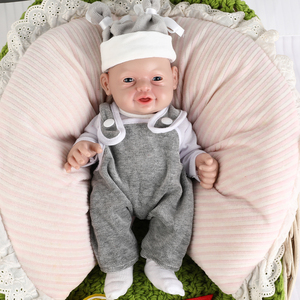 Muñeca Bebé <span class=keywords><strong>Reborn</strong></span> <span class=keywords><strong>de</strong></span> 10 Pulgadas, Realista y Sonriente, Hecha <span class=keywords><strong>de</strong></span> <span class=keywords><strong>Silicona</strong></span> Suave - Product Image 4