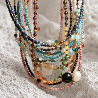 Collier ras du cou géométrique tendance fait main plaqué or 18 carats avec perles vertes de jade et breloque imitation perle, cadeau pour femme