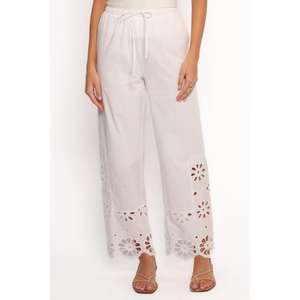 กางเกงลำลองสไตล์โมเดิร์นสำหรับผู้หญิง ออกแบบเน้นความสบาย น้ำหนักเบา ใส่สบายและยืดหยุ่น เหมาะสำหรับการสวมใส่ต่อเนื่อง - Product Image 1