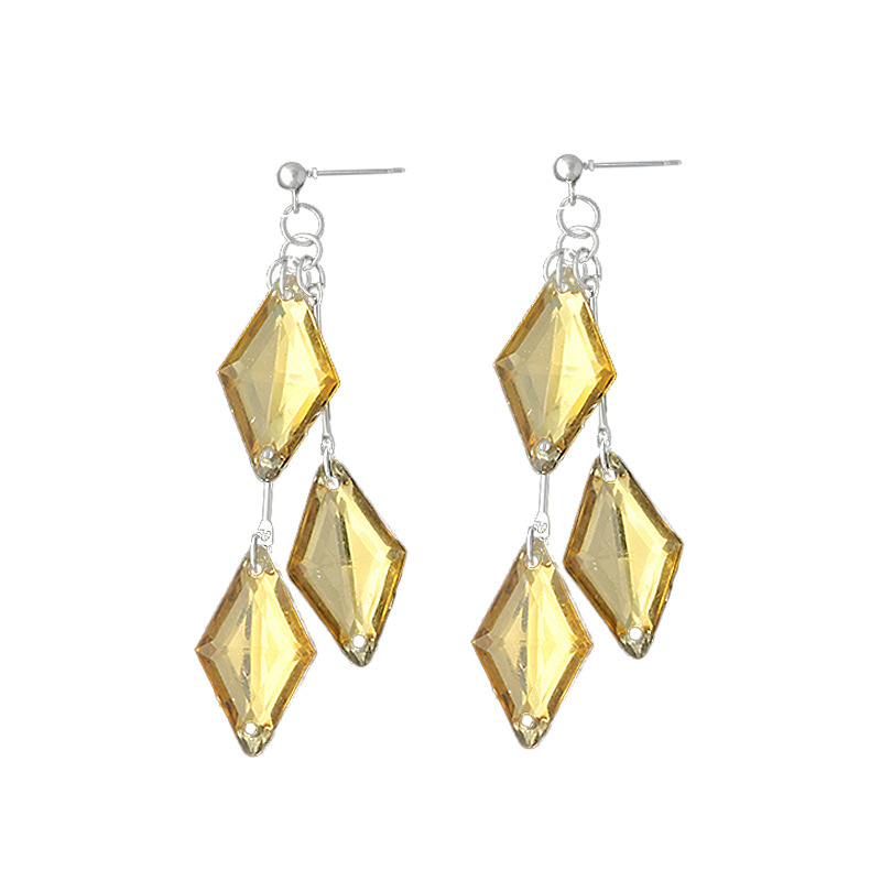 สีเหลือง