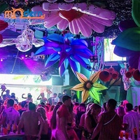 Discothèque Disco LED Light Plantes à fleurs gonflables avec taille et couleur personnalisables et ventilateur intégré pour le thème de la forêt de la jungle