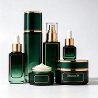 Autocollant personnalisé en vinyle imperméable pour cosmétiques, autocollant transparent avec logo en feuille d'or, autocollant transparent pour parfum, étiquette en rouleau pour bouteille