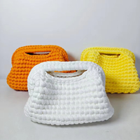 Sac à main vintage multicolore fait main pour un style décontracté et simple, fabriqué à la main.