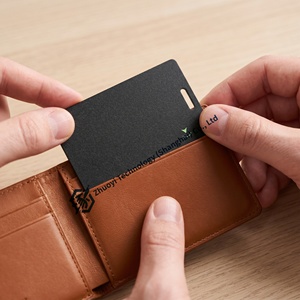 Rastreadores GPS AirTags para tarjetas, mini, recargables, <span class=keywords><strong>2</strong></span> impermeables, pequeños, tipo pin, micro, personalizados, tipo tarjeta, paquete de 4, universales - Product Image 6
