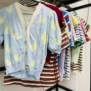 <span class=keywords><strong>Pull</strong></span> en coton tricoté d'été pour femme de haute qualité d'occasion à manches courtes Prix bas État propre pour femme - Product Image 5