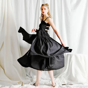 Bettergirl 2024 été nouveau français rétro blanc licou tirer-pli jupe taille longue robe amincissante - Product Image 4