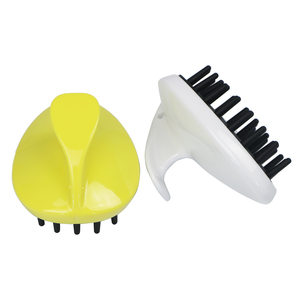 Brosse de massage du cuir chevelu avec dents en TPR douces, brosse ergonomique pour le shampoing du cuir chevelu pour un nettoyage en profondeur - Product Image 3