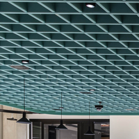 Plafond acoustique moderne et écologique pour hôtel, matériau de réduction du bruit en PET pour faux-plafond, polyester acoustique pour studio d'enregistrement