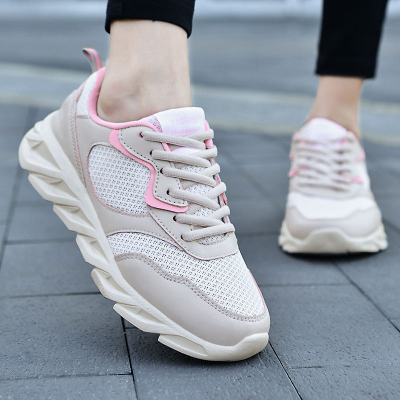 Comodidad y estilo combinados: mujer moda snickers zapatos prémium
