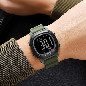 Skmei Digital Watch Men 50M Waterproof Silicone Strap Gold Black Sport Watch - Product Image 4