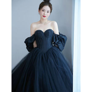 Hepburn Style Wedding Dress <b>Black</b> Satin Ball Gown Sweetheart Neckline <b>Basque</b> Waistline Vintage Elegant Banquet Long Dress - Product Image 1
