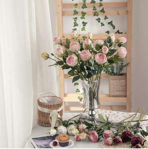 2 têtes de roses artificielles à bord brûlé Bouquet de fleurs de mariage <span class=keywords><strong>Prix</strong></span> compétitif Rose de soie rôtie au feu Fleur décorative pour la maison - Product Image 5
