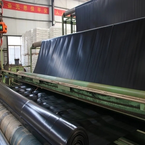 Géotextiles industriels non tissés en HDPE, imperméables et écologiques, pour les lacs artificiels, les piscines, les étangs à poissons, les fermes - Product Image 3