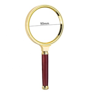 Loupe à cadre plaqué or avec manche en bois rouge et grande lentille miroir, aide à la lecture idéale pour les <span class=keywords><strong>personnes</strong></span> <span class=keywords><strong>âgées</strong></span>, modèle FM90 - Product Image 5
